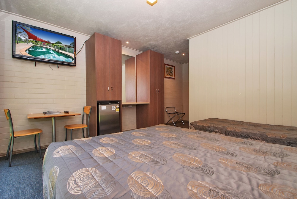 Deluxe Twin Room photo 2