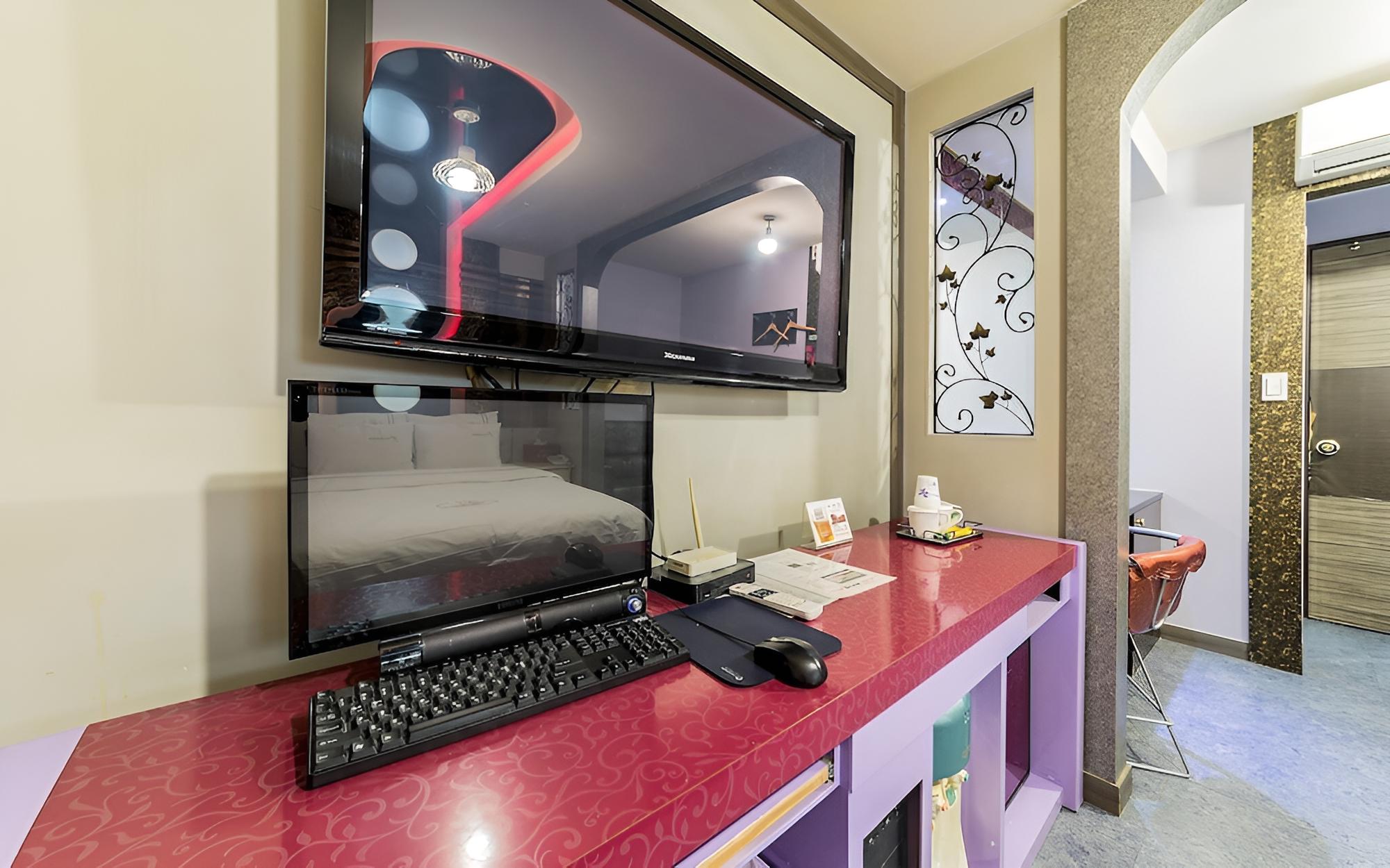 Room (General room-physical identification ) - Photo 5