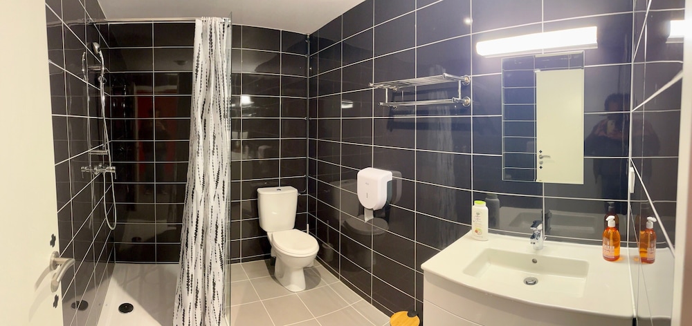 Family Double or Twin Room, Balcony, Garden View photo 3