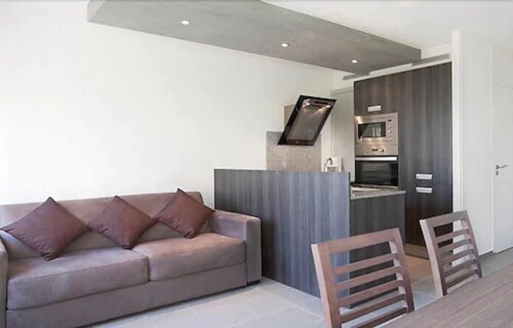 1 Comfort Bedroom Apartment, 4 Adults 1 Infant, Terrace, 2 Bathrooms photo 2