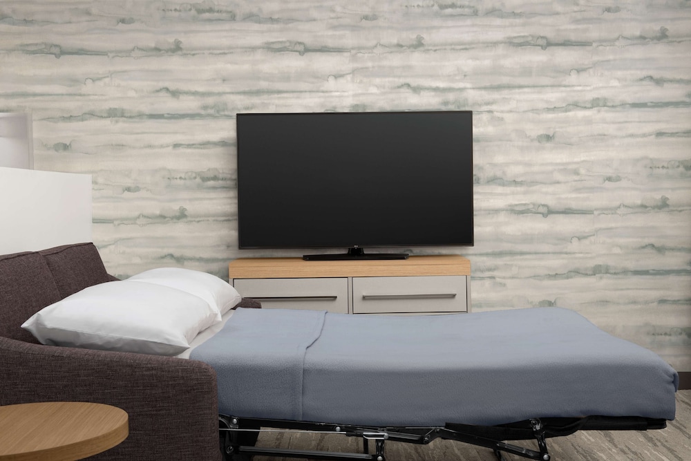Junior Suite, One King Bed