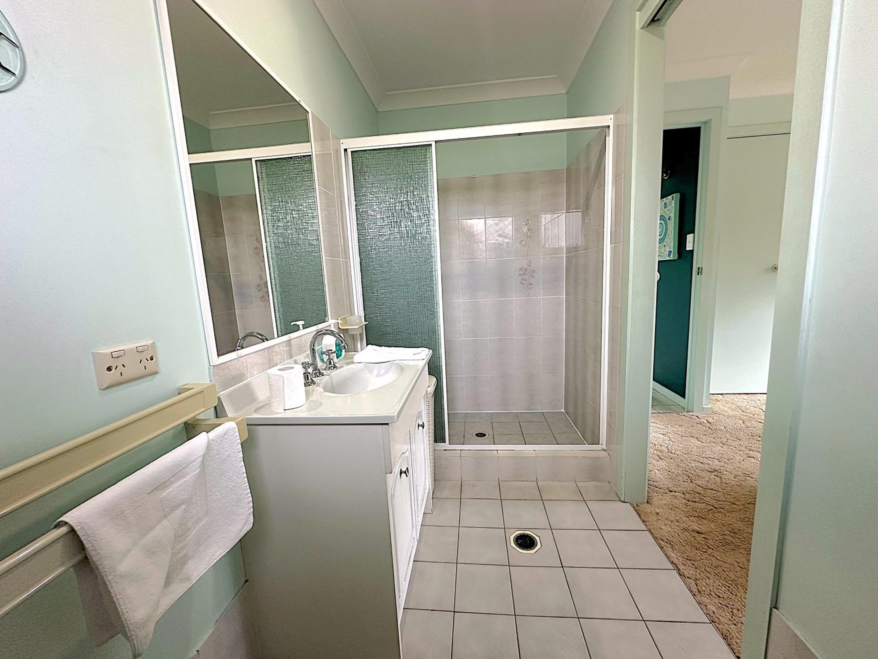Three-Bedroom House photo 2