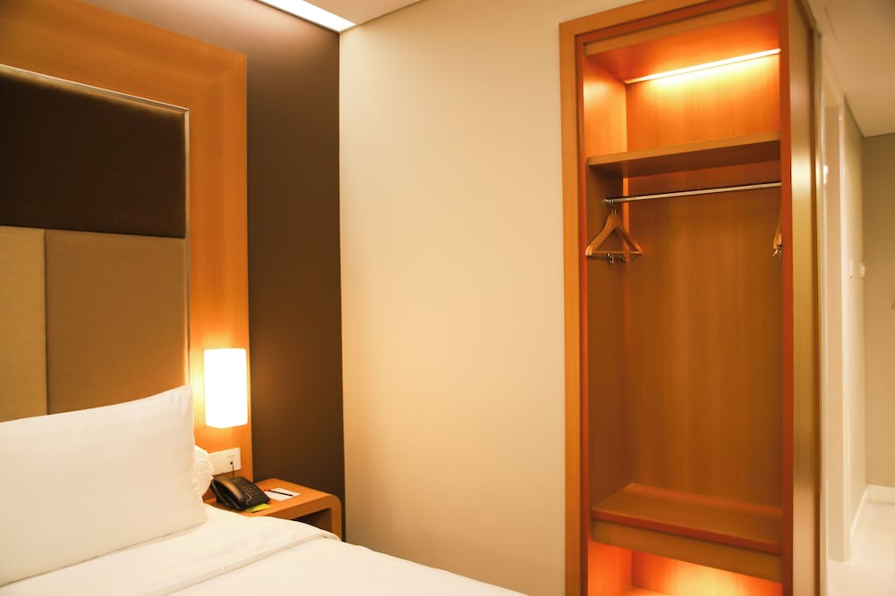 Deluxe Double Room photo 3