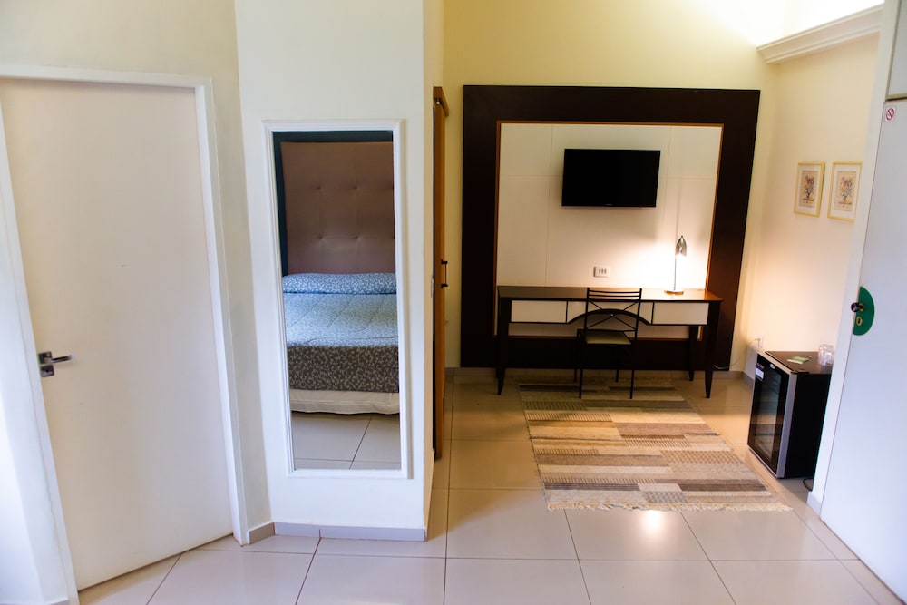Traditional Suite photo 2
