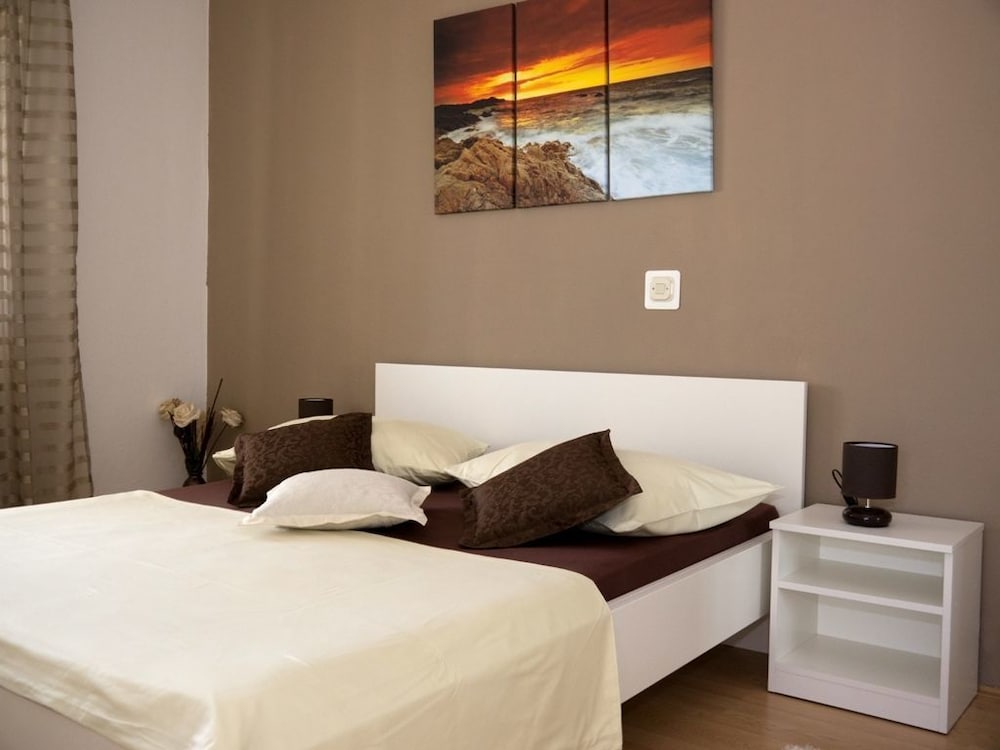 Apartment (A3)