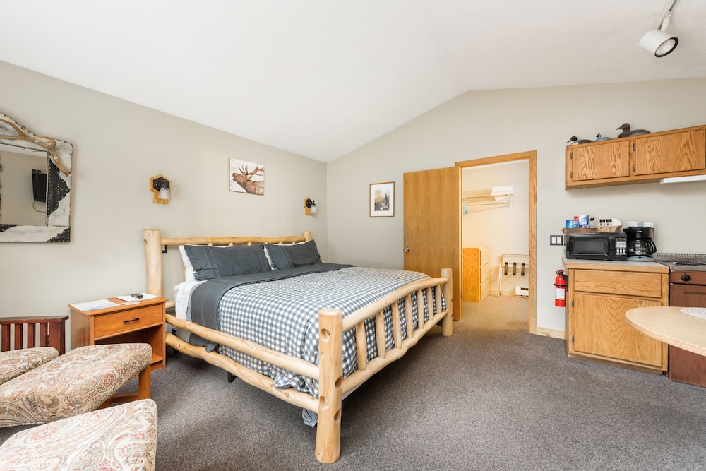 Studio, 1 Queen Bed, Hot Tub