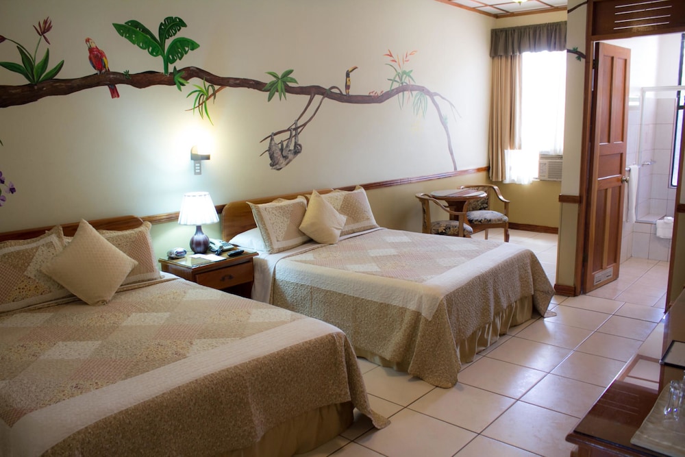 Superior Room, 2 Queen Beds - Photo 20