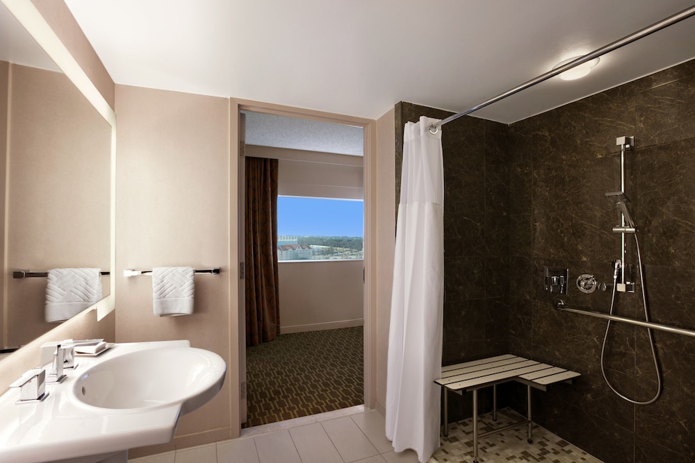 Suite, Accessible photo 1