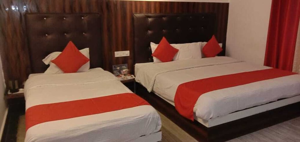 Super Deluxe AC Room photo 3