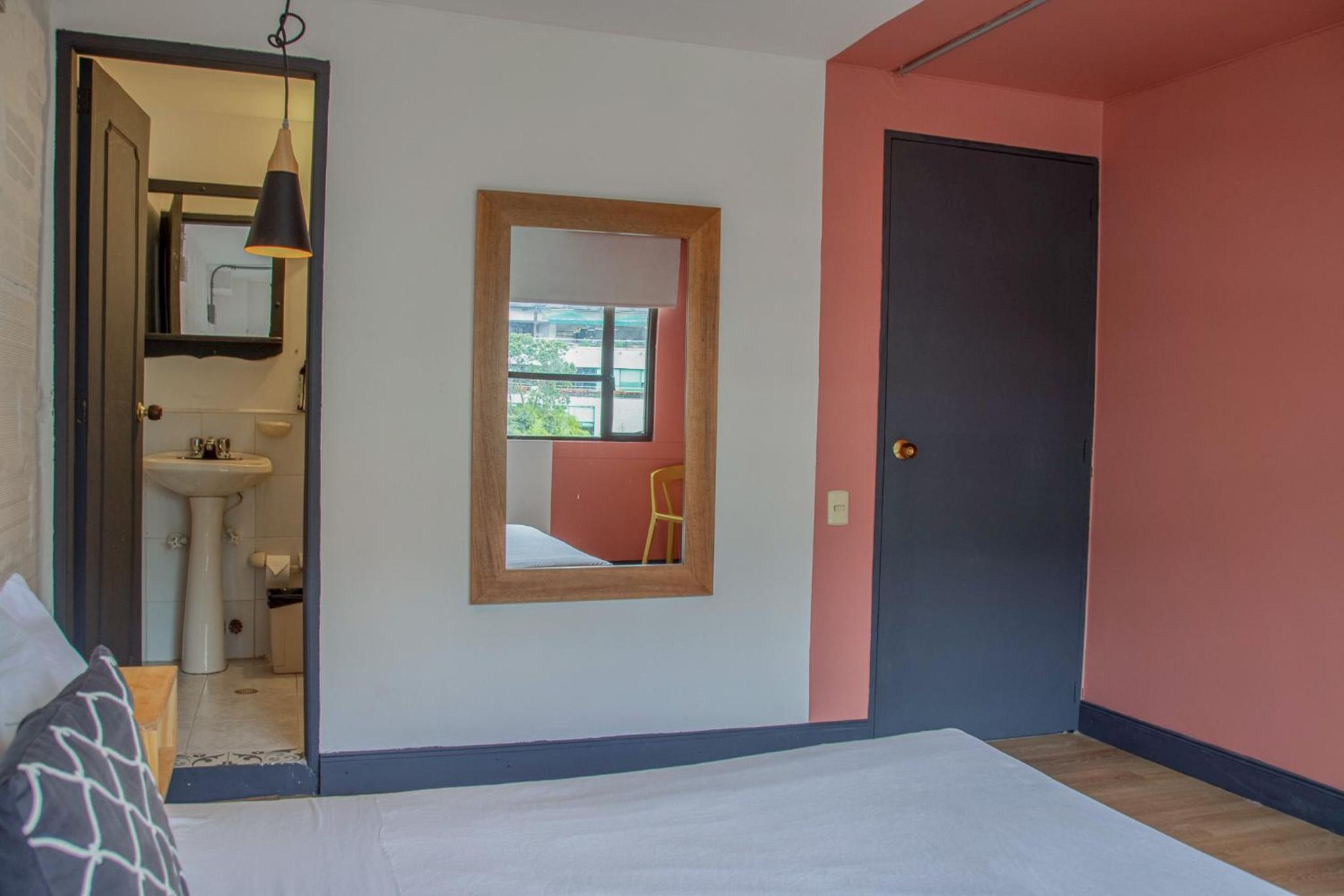 Two-Bedroom Apartment - Photo 5