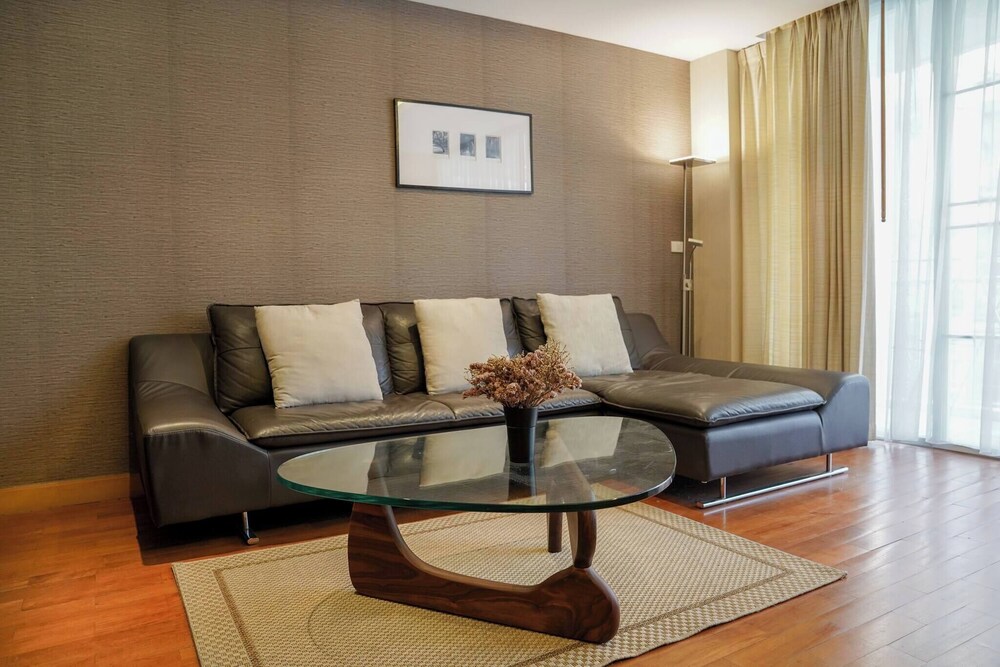 Condo, 1 Bedroom, Accessible, Balcony