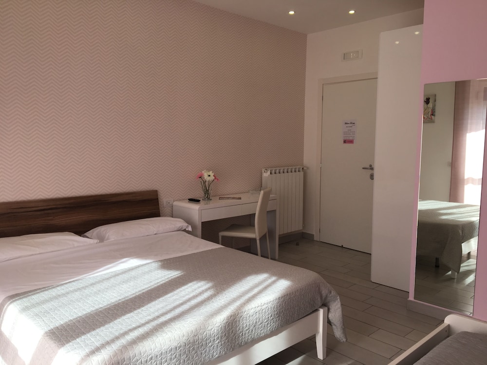 Triple Room, Balcony photo 1
