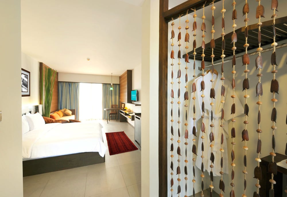 Deluxe Room - Photo 3