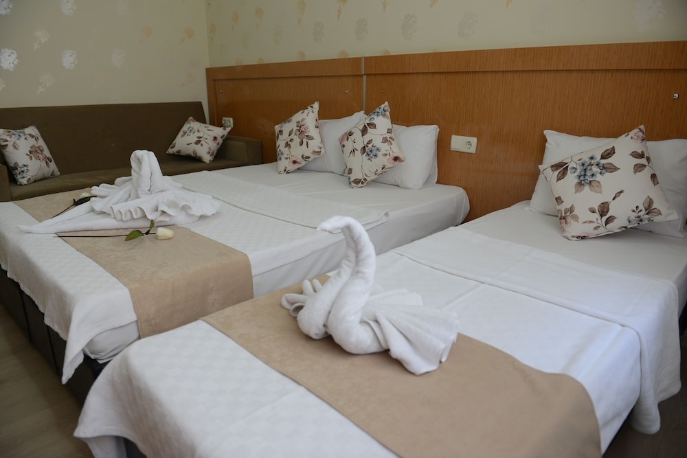 Family Triple Room photo 1