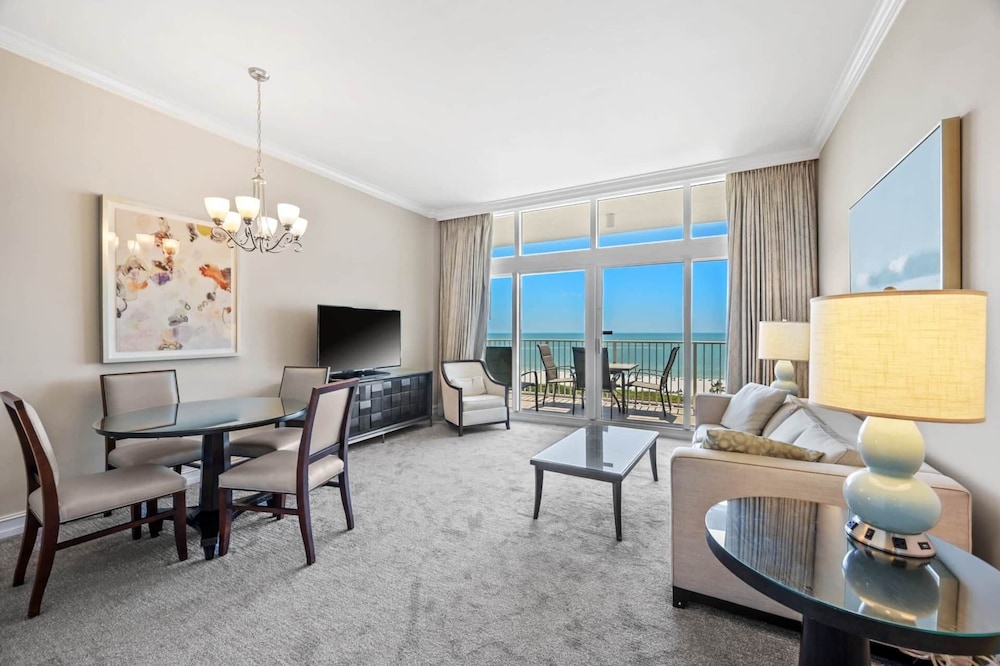 One Bedroom Full Ocean View photo 3