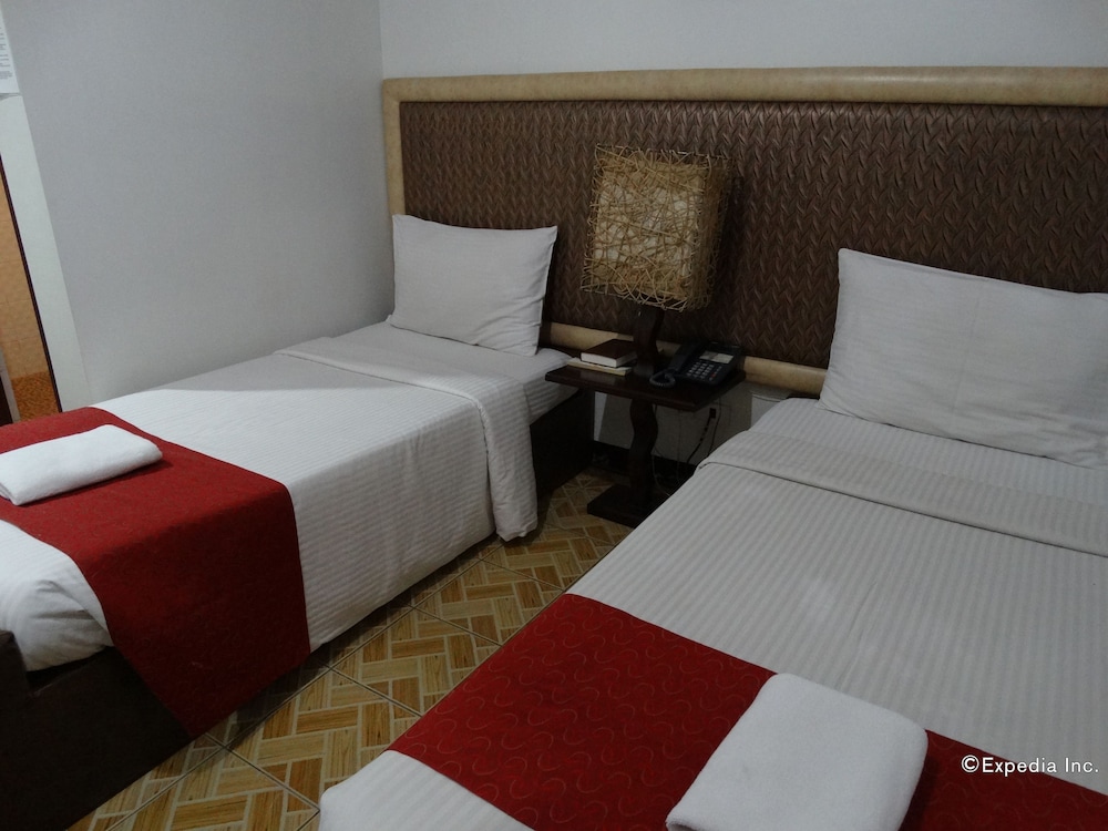 Deluxe Room, 2 Twin Beds photo 3