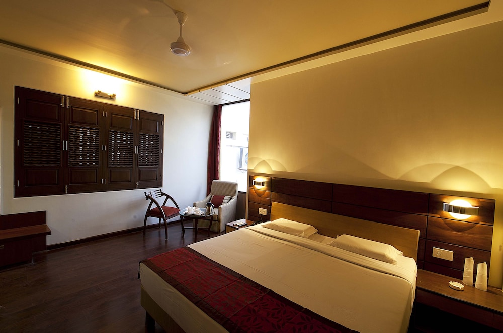Standard Deluxe Room - Photo 2