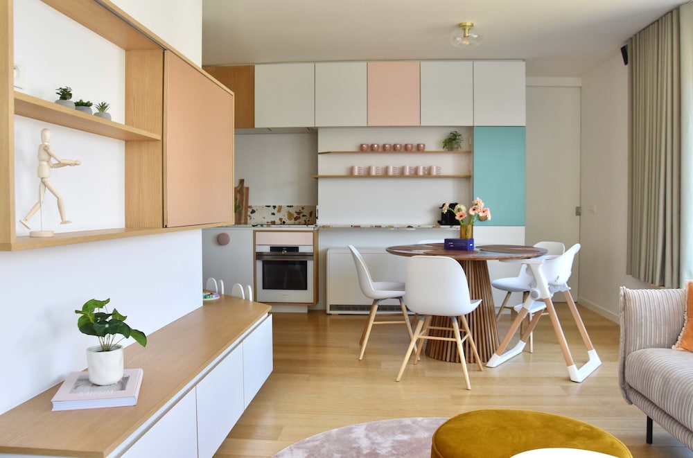 Stylish Family Apartment Near the Sea at Beau Rivage, Photo 2