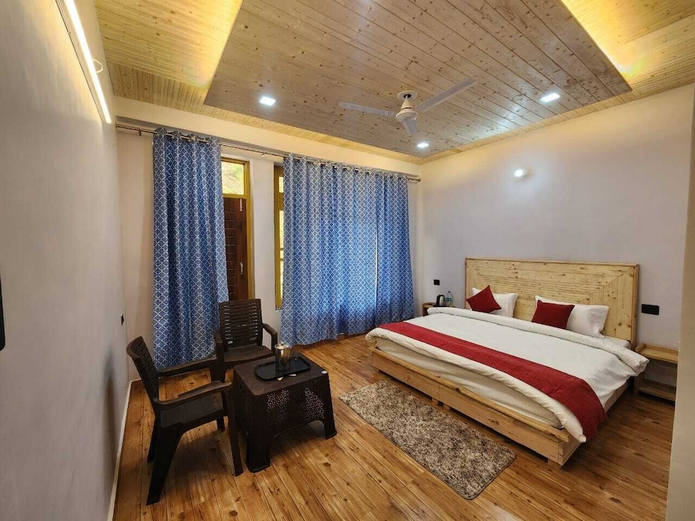 Deluxe Double Room, Balcony, Valley View photo 3