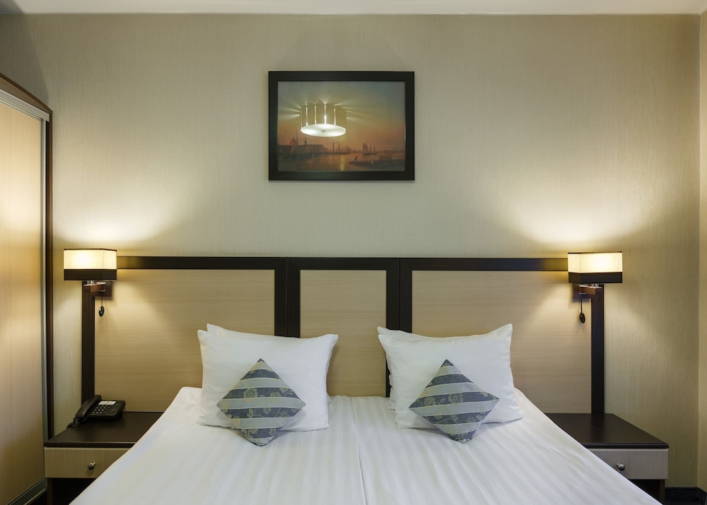 Standard Double or Twin Room photo 2
