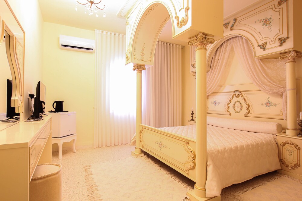 Comfort Room photo 2