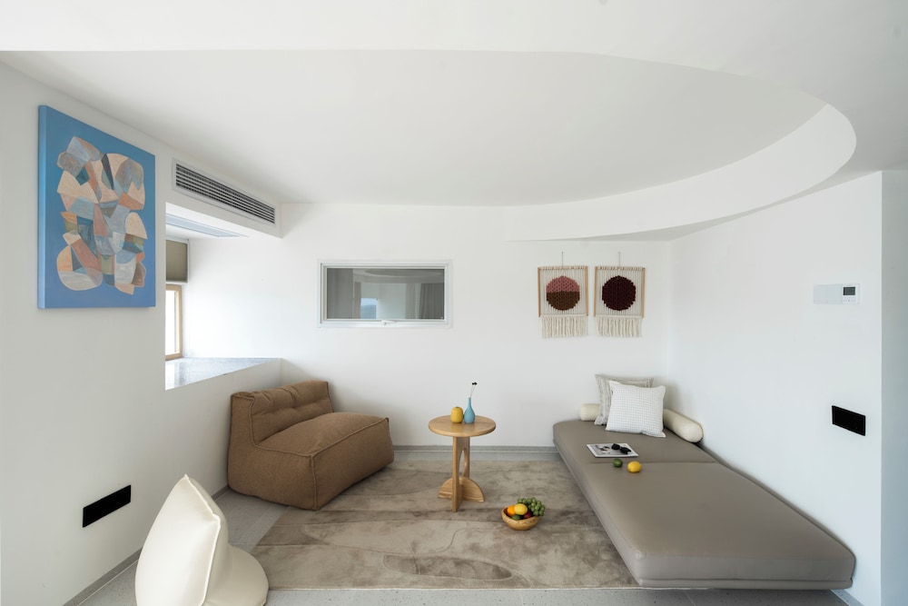 Senior Studio Suite, Balcony, Sea View