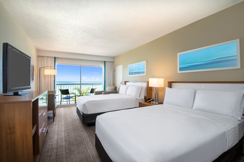 Standard Room, 2 Double Beds, Oceanfront - Photo 4