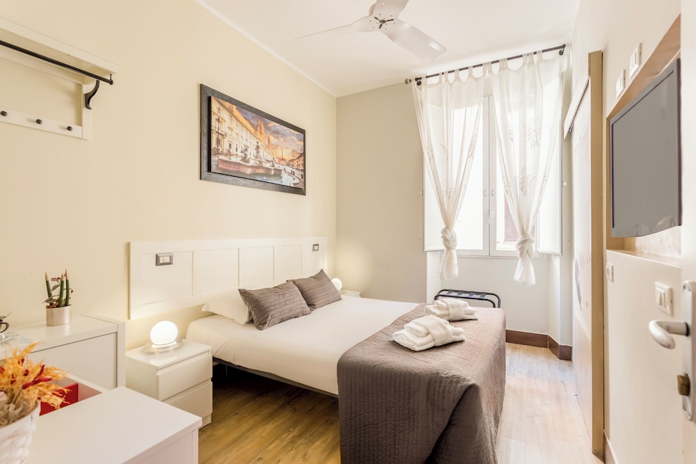 Basic Double Room, Courtyard View
