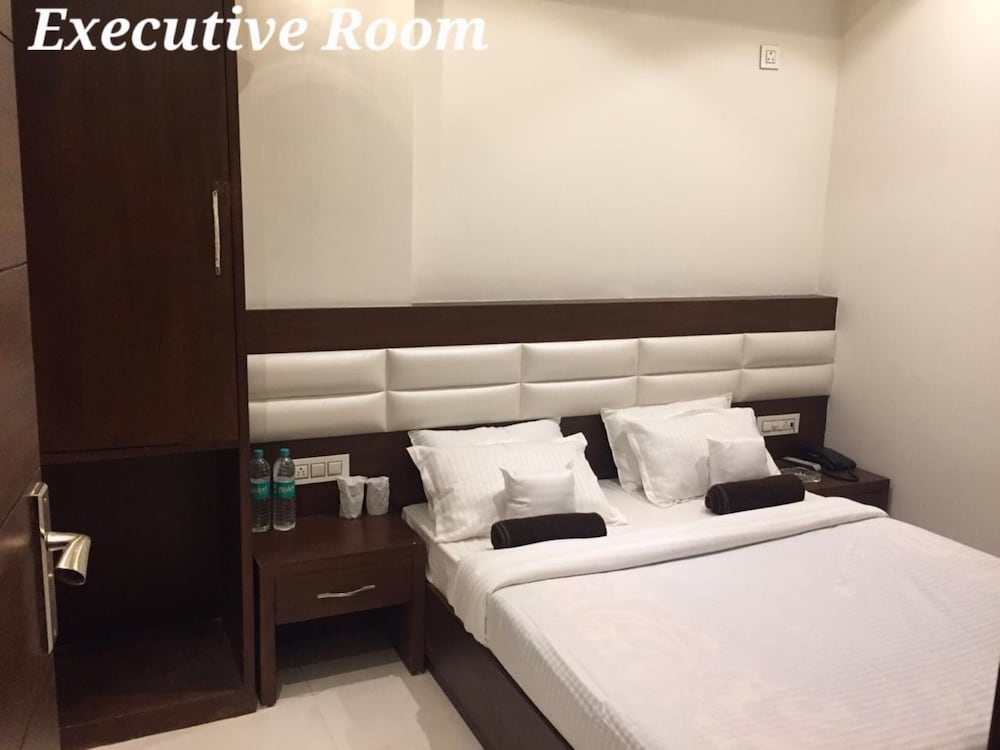 Deluxe Double Room, Multiple Bedrooms, City View photo 1