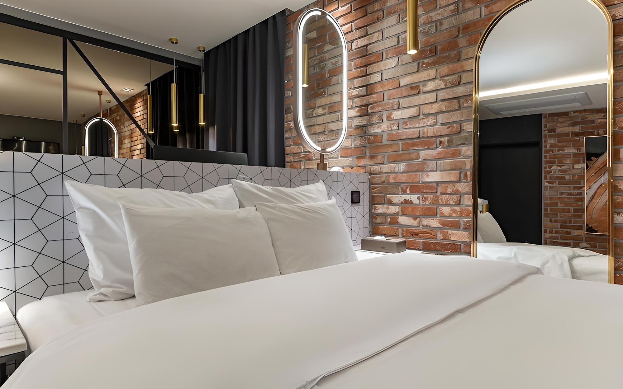 Room (Royal Suite) photo 3
