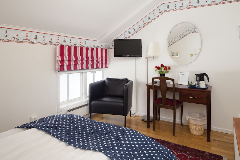Queen Room (140 Cm Wide Bed) photo 2
