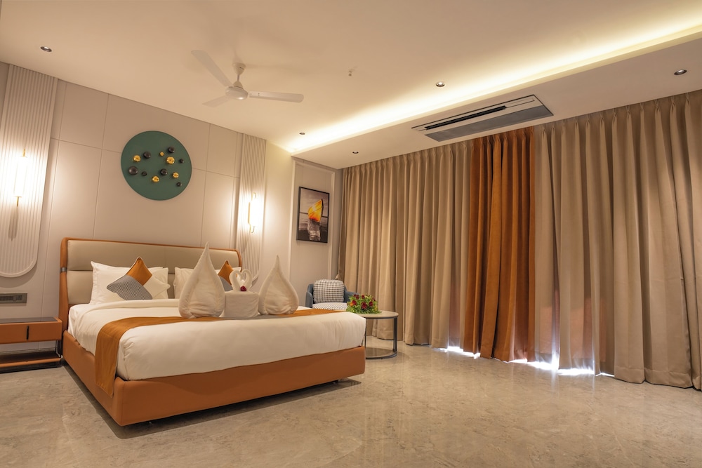 ROHINI 03 VILLA WITH ARAVALI HILLS VIEW