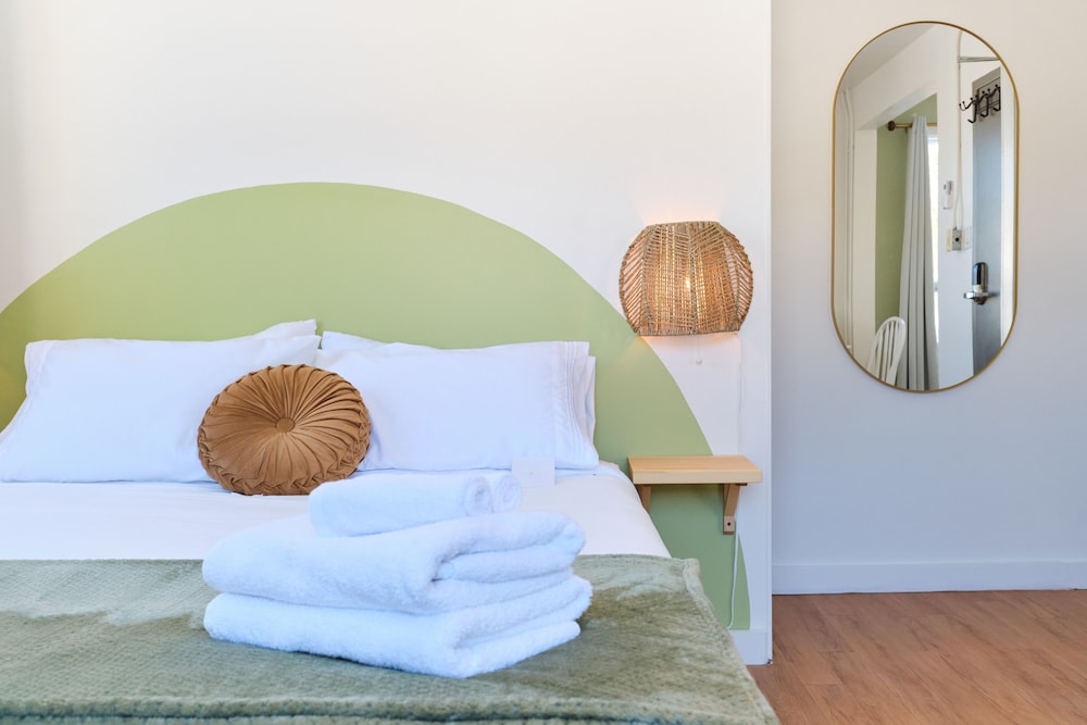 Chambre privée avec avec vue, salle de bain et lit queen, 304 photo 1
