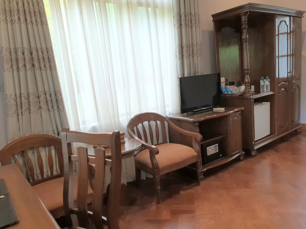 Superior Villa photo 2