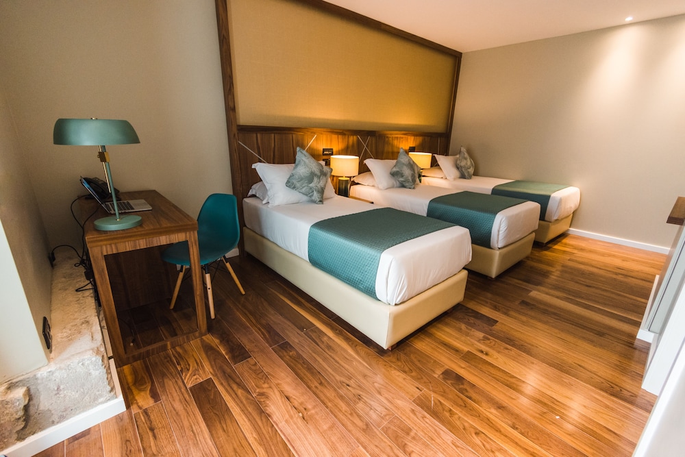 Executive Triple Room - Photo 4