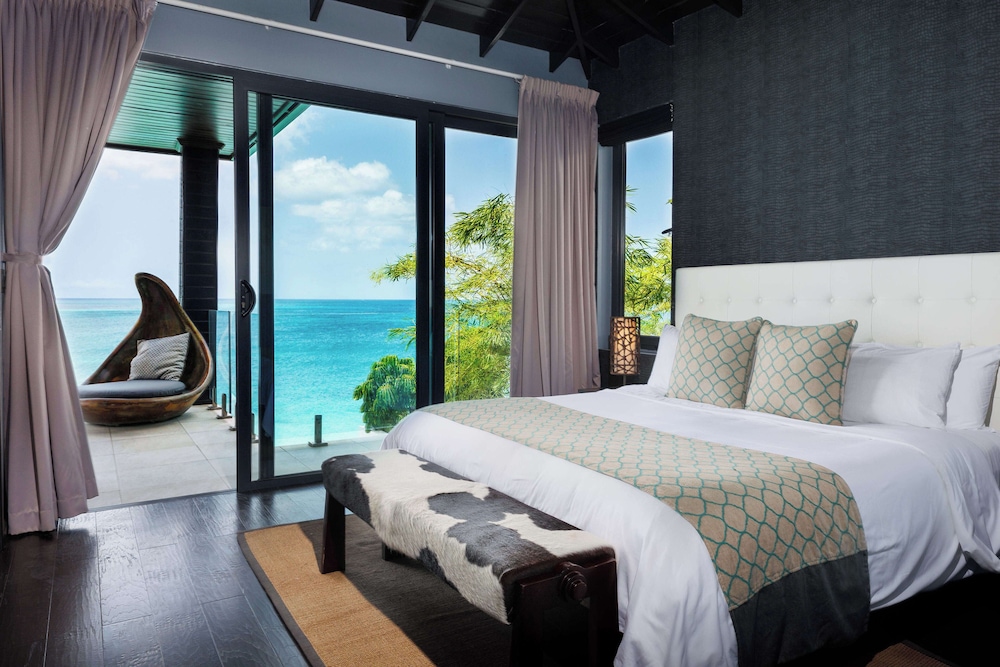 Room (Barracuda Negra)