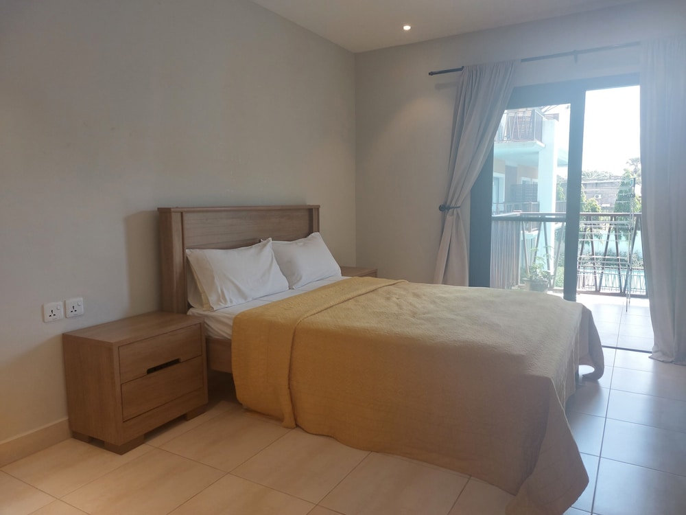 Comfort Apartment, 1 Queen Bed, Balcony, Pool View (C5-1st Floor)