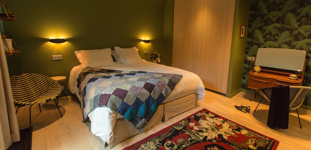 Design Double Room (Buttes Chaumont) photo 2