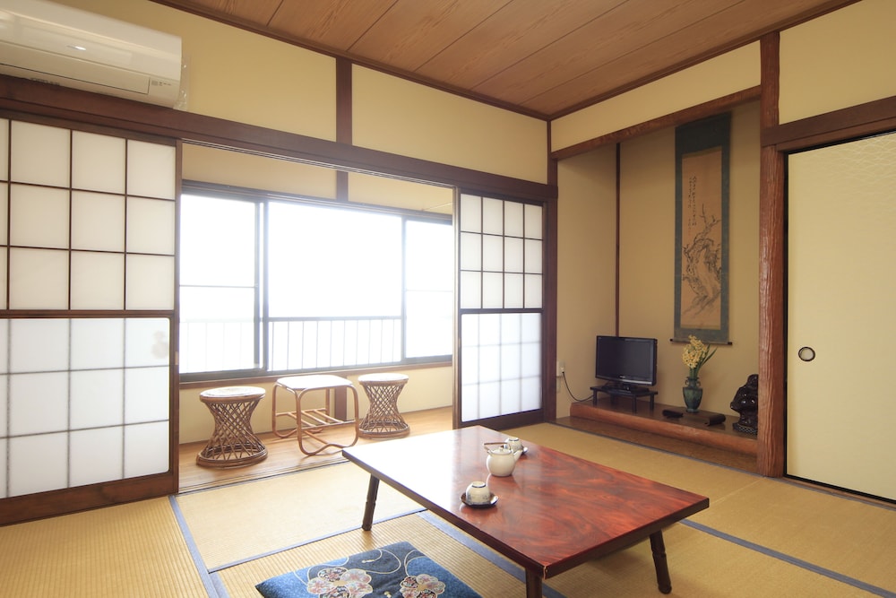 Japanese Style Room For 2 Guests photo 2