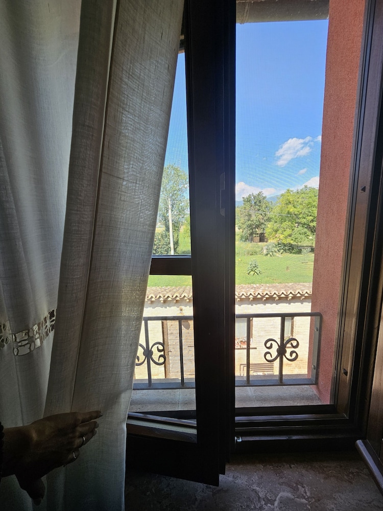 Basic Apartment, Garden View photo 3