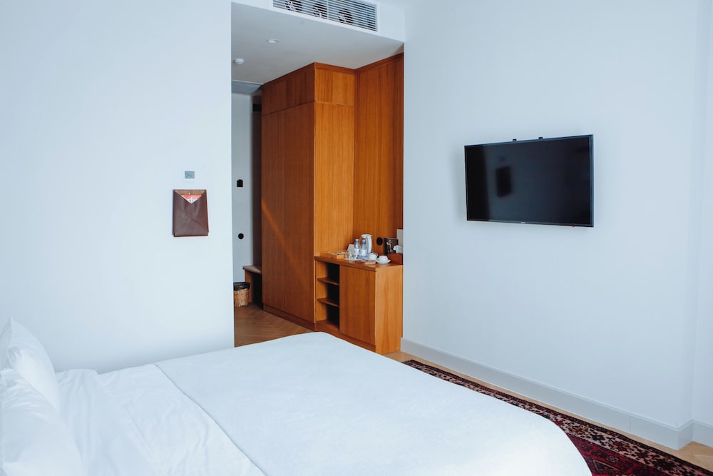 Superior Double Room, City View photo 3