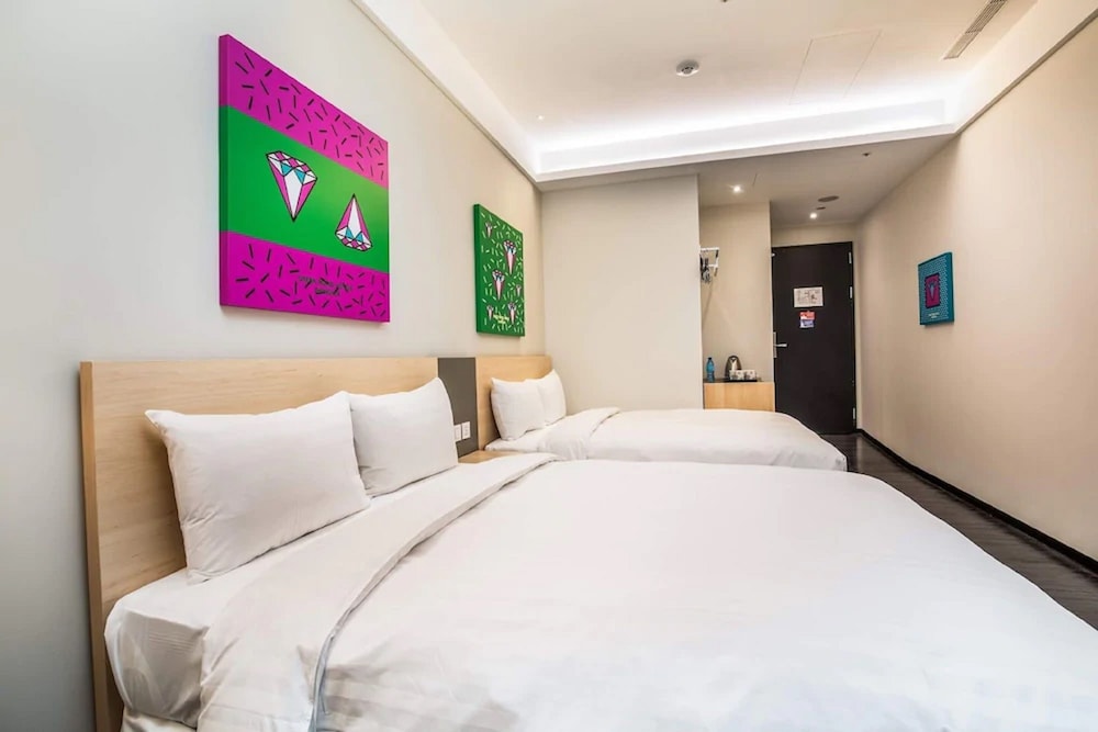 Standard Quadruple Room  (Second Floor) photo 2