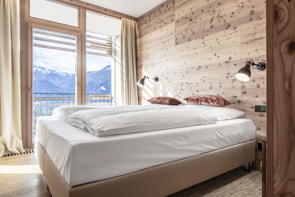 Suite (Wow) photo 1