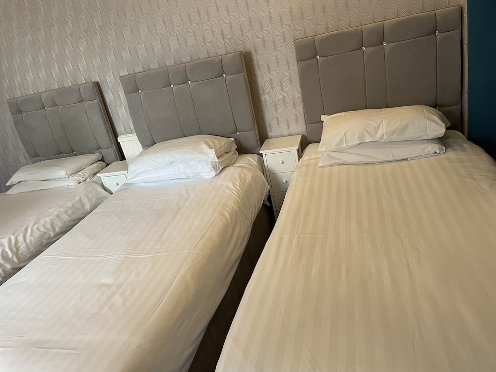 Superior Suite, Ensuite photo 2