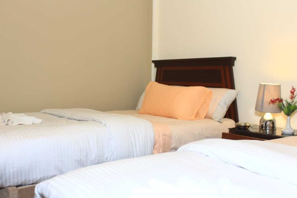 Double Room - Photo 11