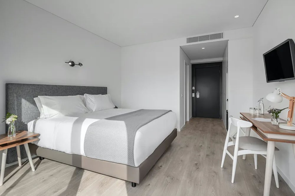 Double or Twin Room (Calé Room) - Photo 5