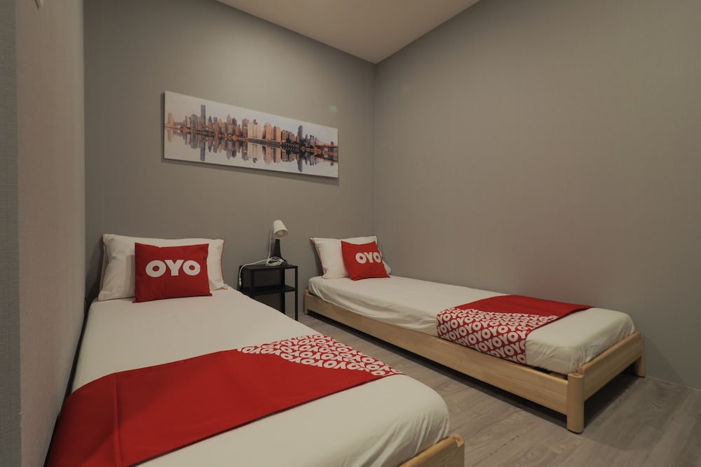 Premium Twin Room, Shared Bathroom
