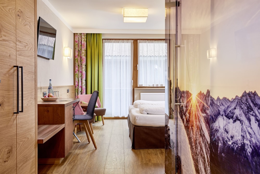 Doppelzimmer Berglust mit Balkon photo 2