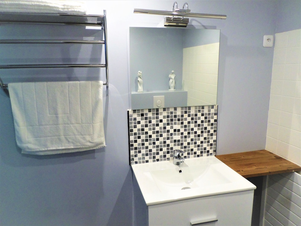 Comfort Double Room, Private Bathroom (Arlequin) photo 2