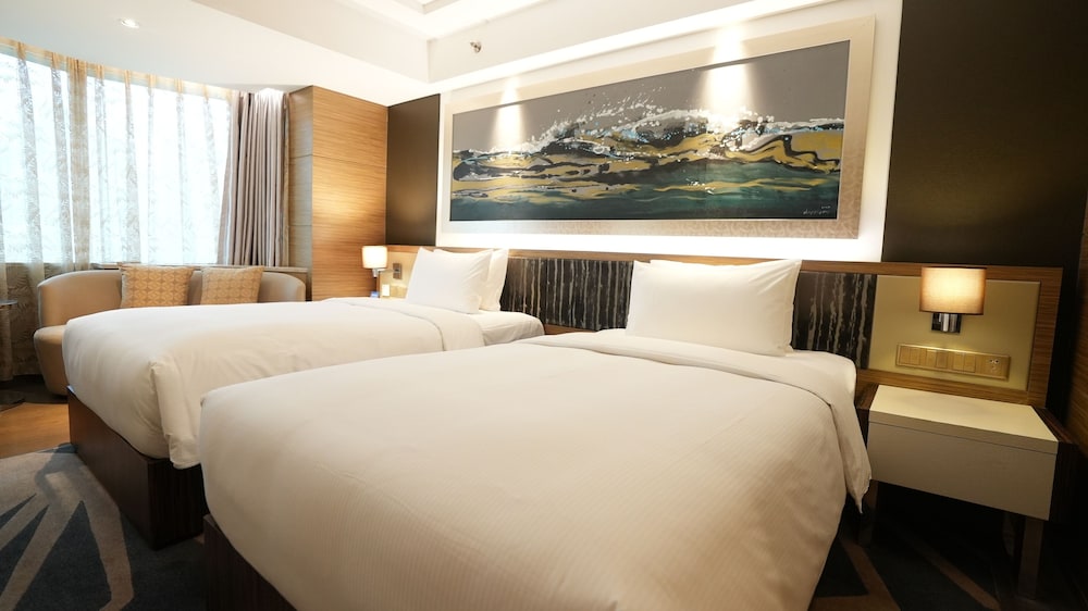 Business Twin Room, City View
